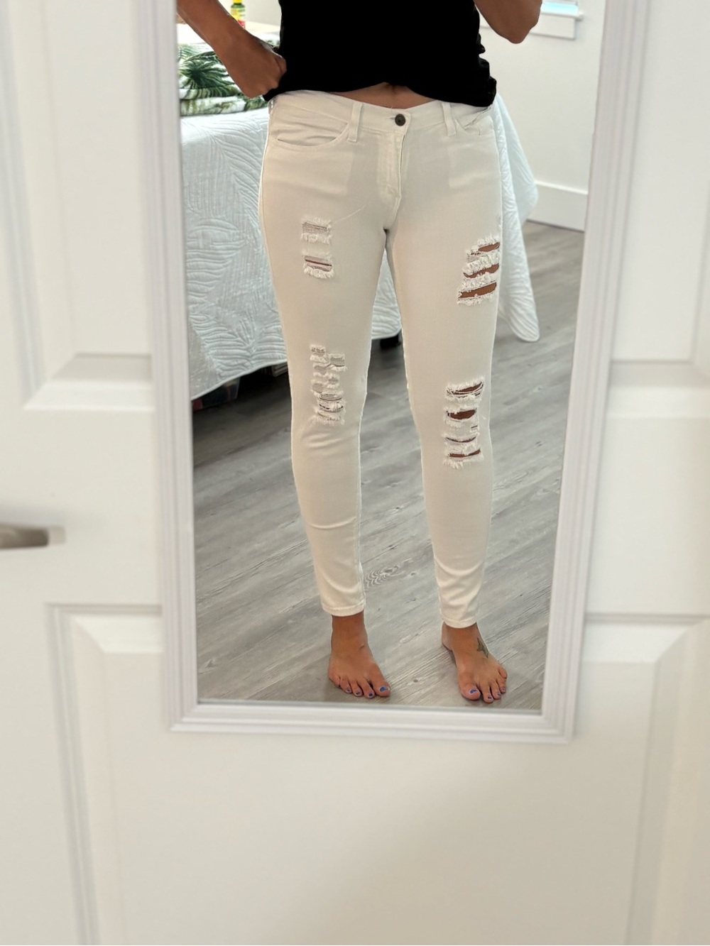 Flying Monkey White Distressed Skinny Jeans